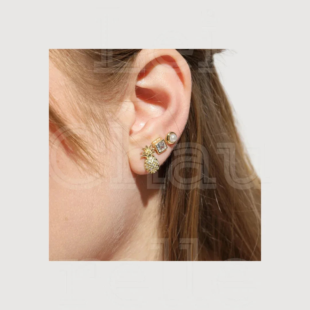 18k Gold Filled Pearl Stud Earrings